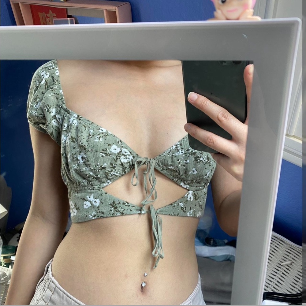Garage Floral Green Tie-Front Crop Top